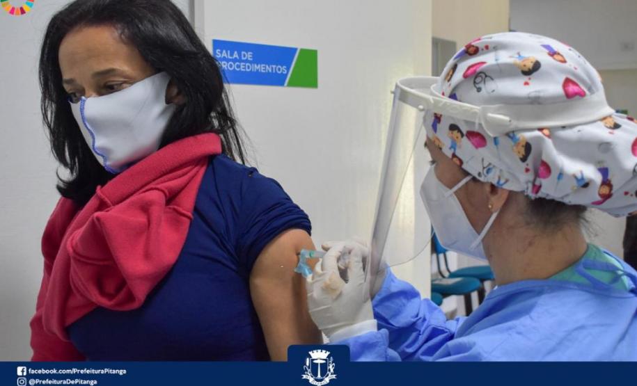 Campanha “De domingo a domingo” registra mais de 952 mil doses aplicadas aos finais de semana no Paraná