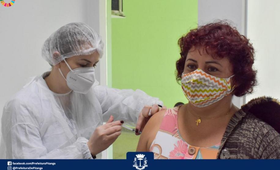 Campanha “De domingo a domingo” registra mais de 952 mil doses aplicadas aos finais de semana no Paraná