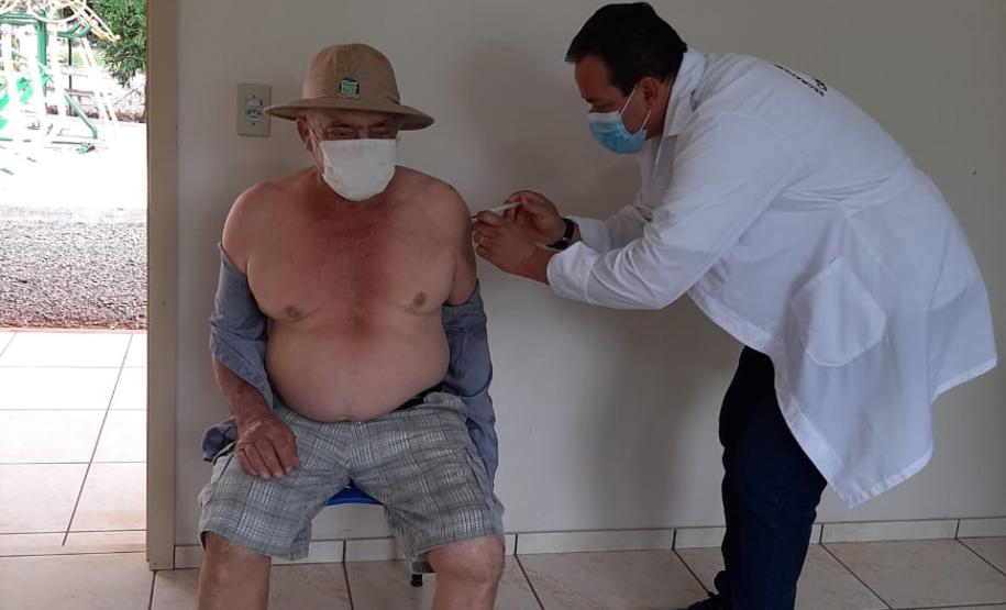 Campanha “De domingo a domingo” registra mais de 952 mil doses aplicadas aos finais de semana no Paraná