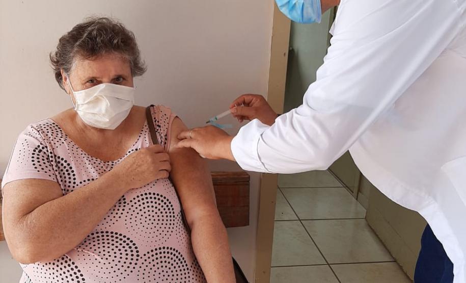 Campanha “De domingo a domingo” registra mais de 952 mil doses aplicadas aos finais de semana no Paraná