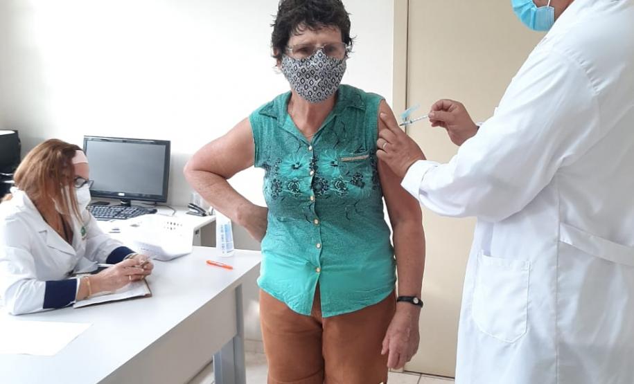 Campanha “De domingo a domingo” registra mais de 952 mil doses aplicadas aos finais de semana no Paraná