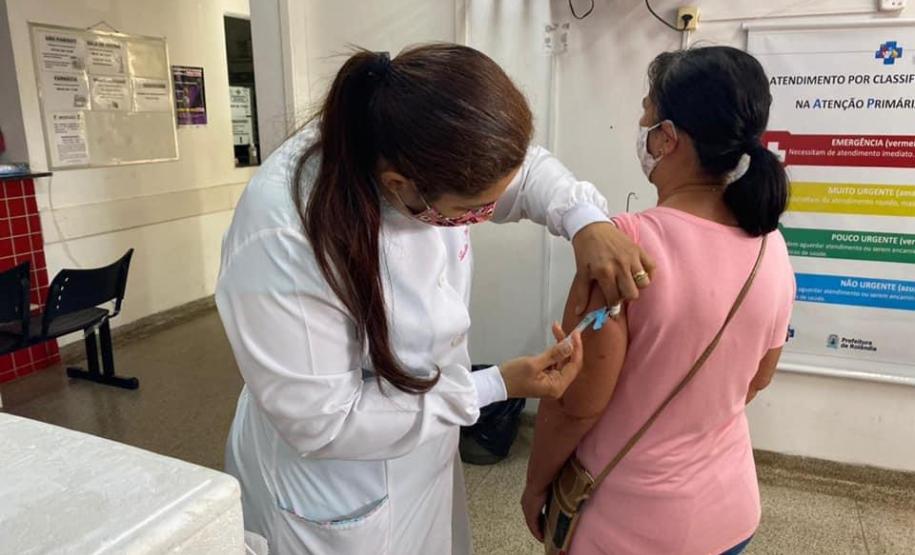 Campanha “De domingo a domingo” registra mais de 952 mil doses aplicadas aos finais de semana no Paraná