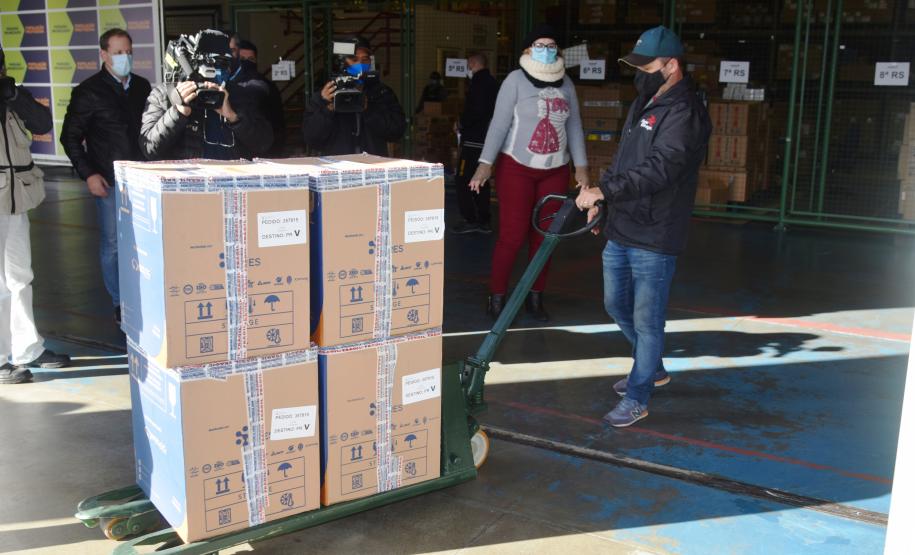 99% dos novos imunizantes vão para população em geral; distribuição começa nesta quinta