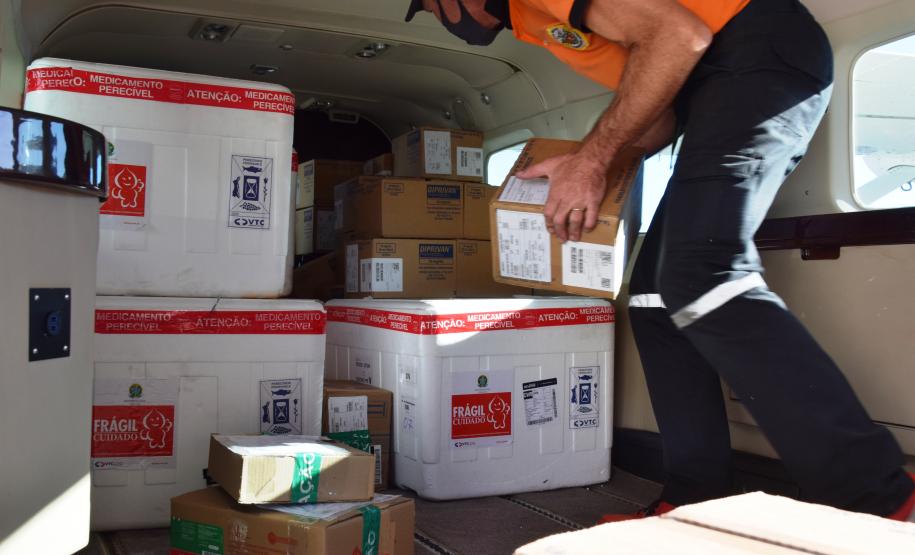 Governo completa distribuição das vacinas contra a Covid-19 da semana e envia mais medicamentos