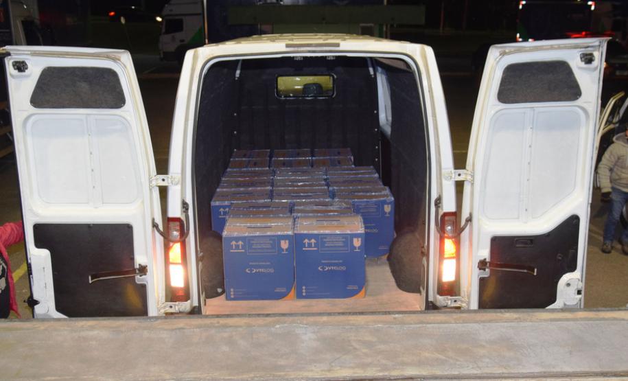 Paraná recebe 548 mil vacinas contra a Covid-19 para continuar campanha de imunização