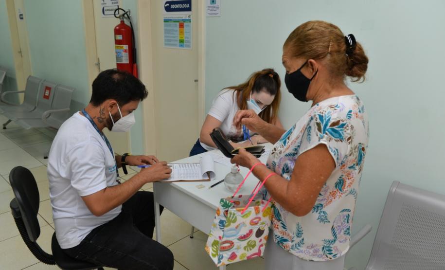 Mais de 1 milhão de pessoas foram vacinadas contra a Covid-19 aos finais de semana no Paraná