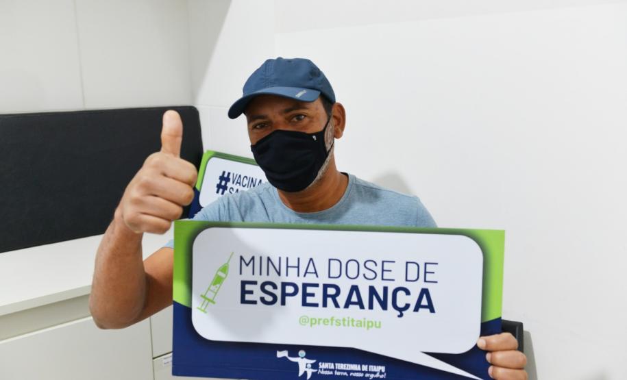 Mais de 1 milhão de pessoas foram vacinadas contra a Covid-19 aos finais de semana no Paraná