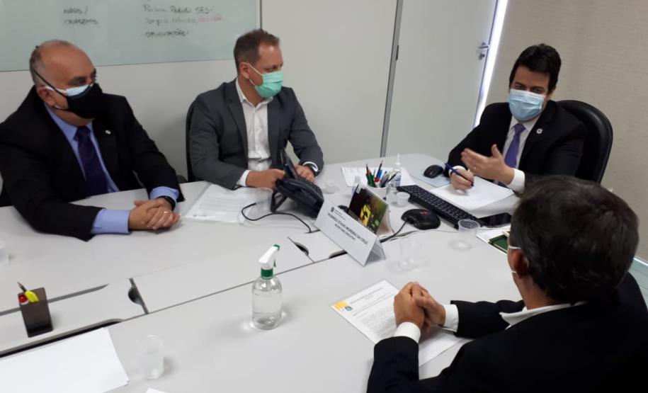 Sesa solicita ao MS doses para ampliar vacinação na região de fronteiras