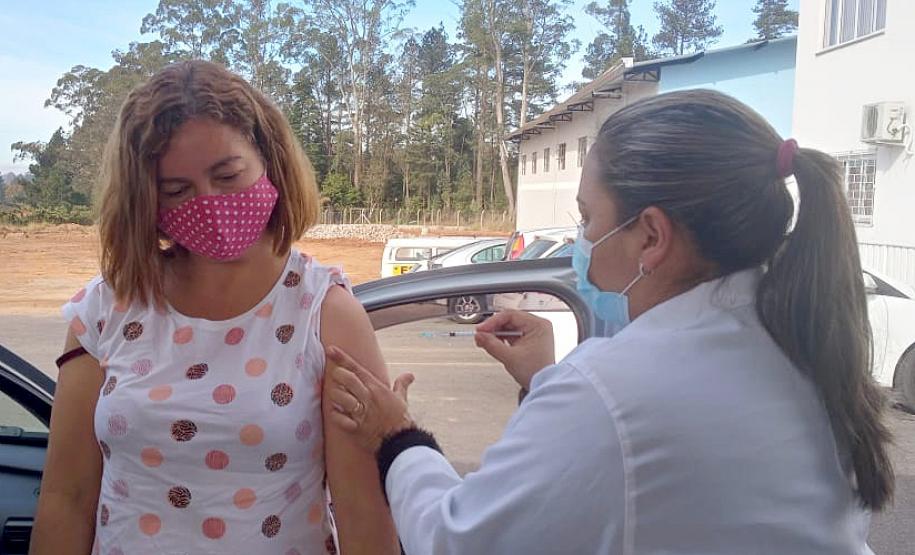 Paraná ultrapassa marca de 1,5 milhão de pessoas completamente imunizadas contra a Covid-19