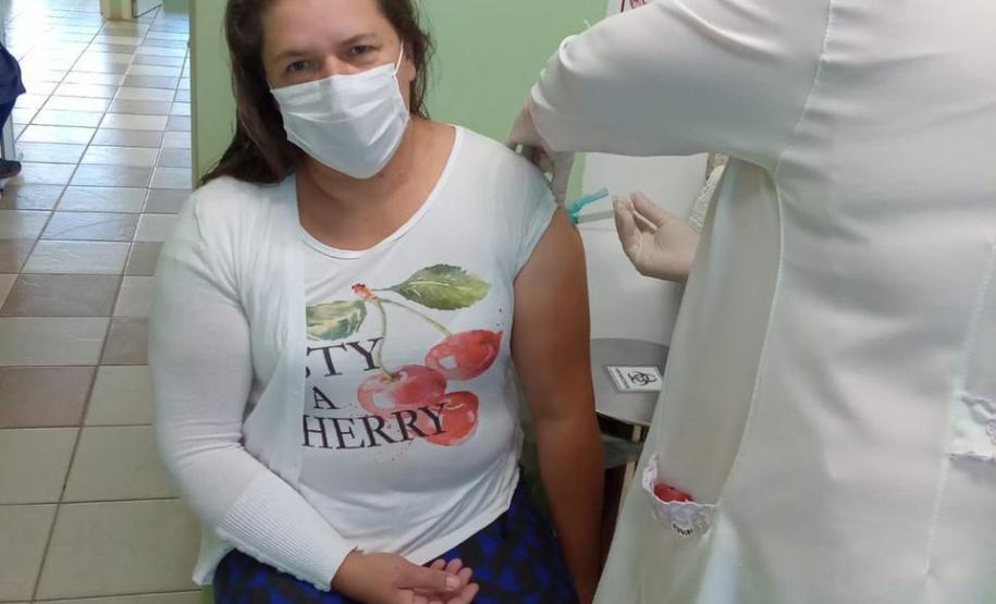 Vacinação contra a Covid-19 bate recorde no final de semana; mais de 122,3 mil doses foram aplicadas