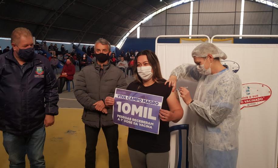 Vacinação contra a Covid-19 bate recorde no final de semana; mais de 122,3 mil doses foram aplicadas