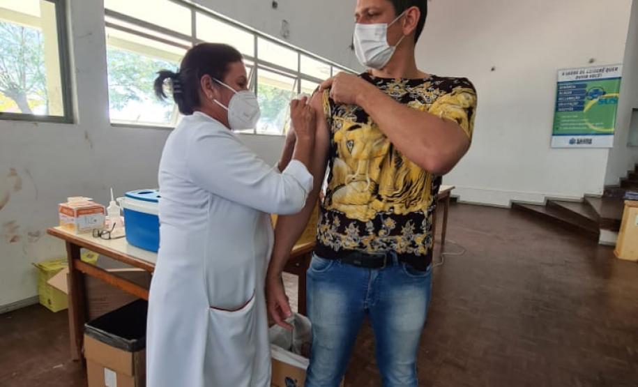 Vacinação contra a Covid-19 bate recorde no final de semana; mais de 122,3 mil doses foram aplicadas