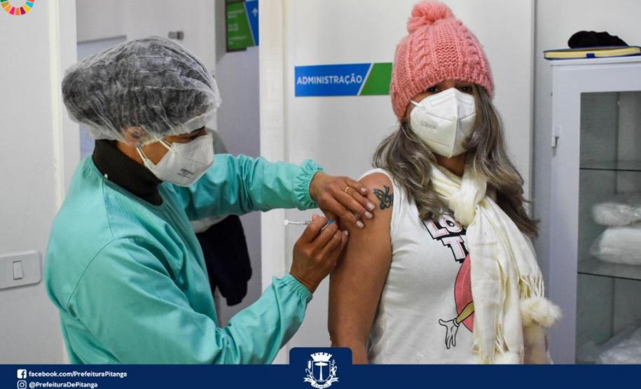 Vacinação contra a Covid-19 bate recorde no final de semana; mais de 122,3 mil doses foram aplicadas