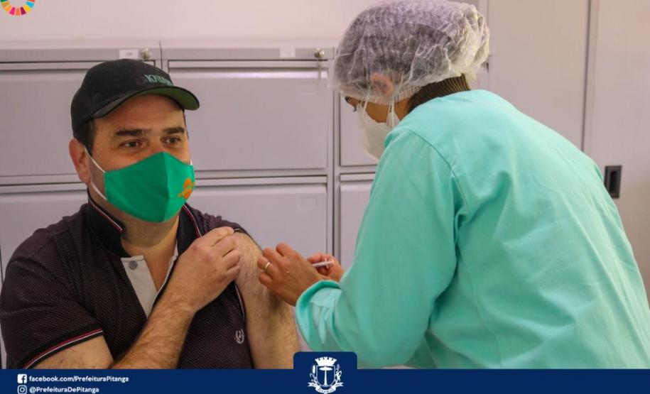 Vacinação contra a Covid-19 bate recorde no final de semana; mais de 122,3 mil doses foram aplicadas