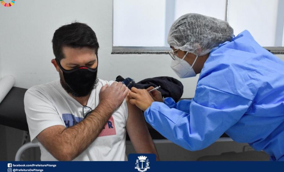 Vacinação contra a Covid-19 bate recorde no final de semana; mais de 122,3 mil doses foram aplicadas