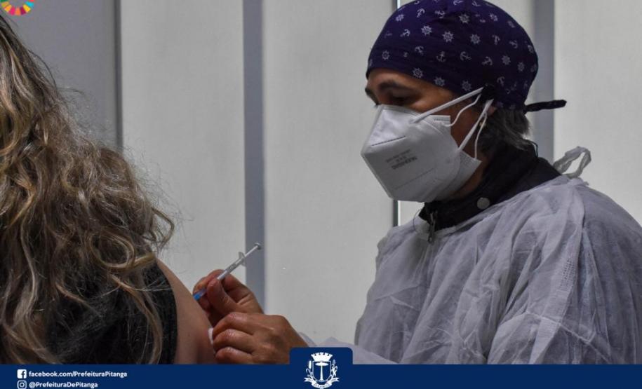 Vacinação contra a Covid-19 bate recorde no final de semana; mais de 122,3 mil doses foram aplicadas