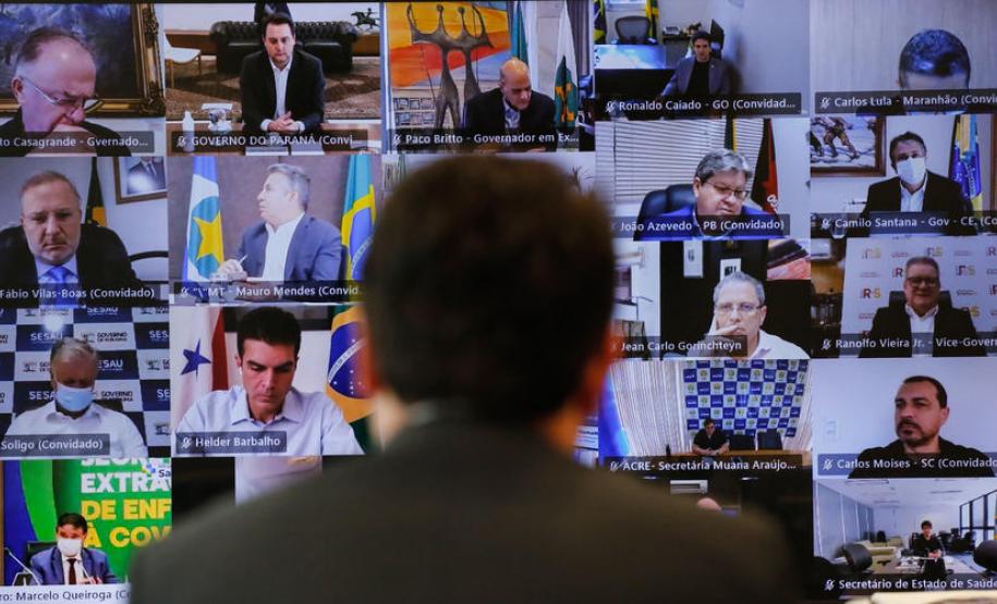 Com aval do Ministério da Saúde, Paraná receberá lote extra com 90 mil vacinas para fronteira