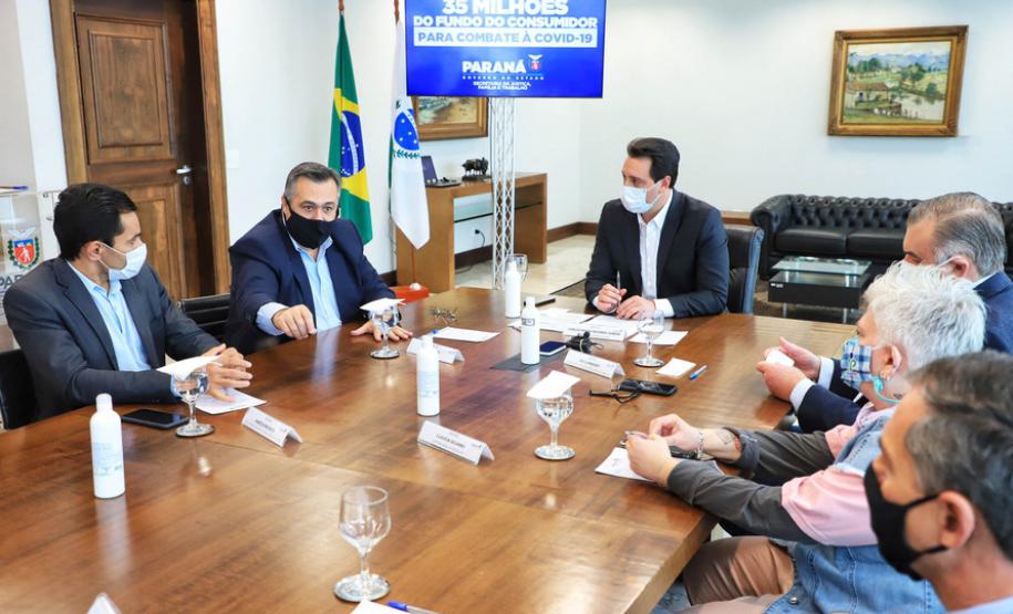 Com R$ 34 milhões de multas do Procon, Paraná reforça ações na saúde e assistência social