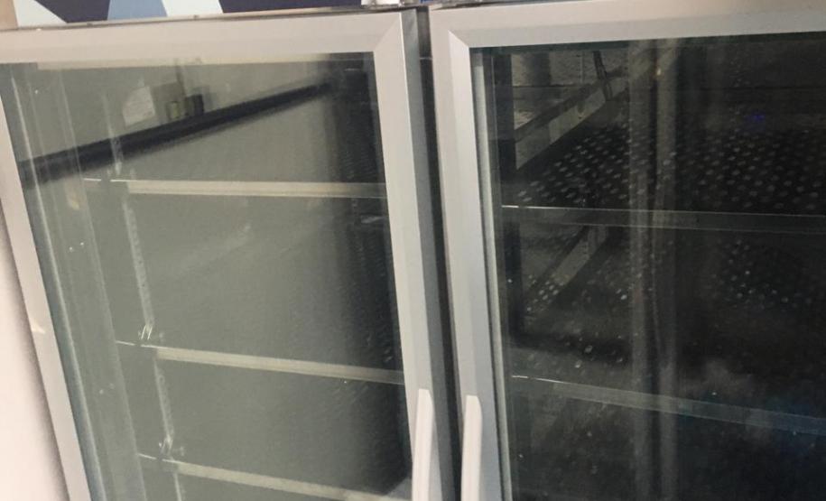 Farmácias de 13 Regionais de Saúde recebem novas câmaras de refrigeração para armazenamento de medicamentos