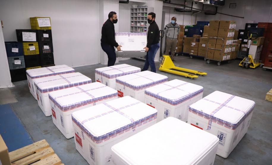 Municípios começam a receber nesta sexta mais vacinas contra a Covid-19