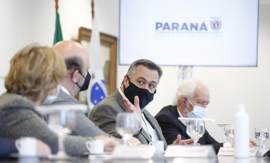 Com o avanço da vacinação, Paraná começa a criar escudo coletivo contra a Covid-19, diz Beto Preto