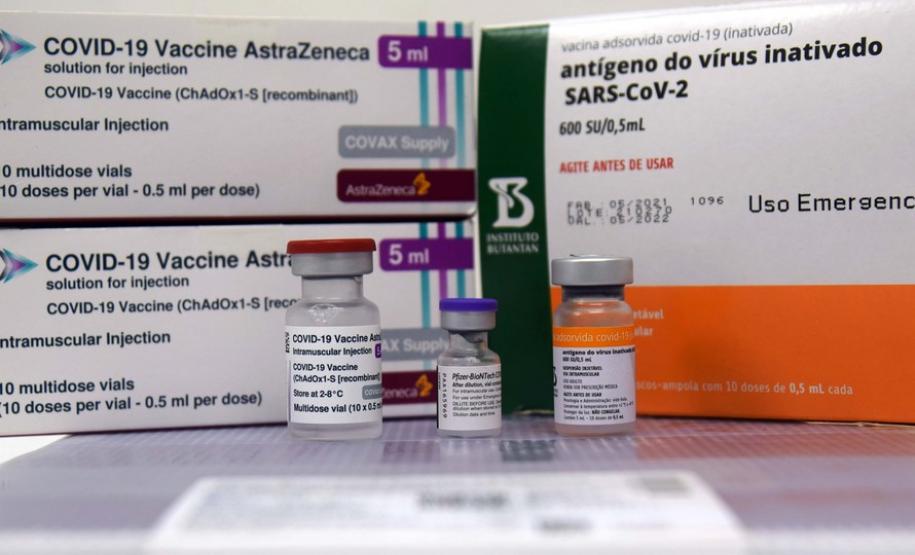 Ministério da Saúde confirma o envio de mais 453,7 mil doses de vacinas contra a Covid-19 ao Paraná