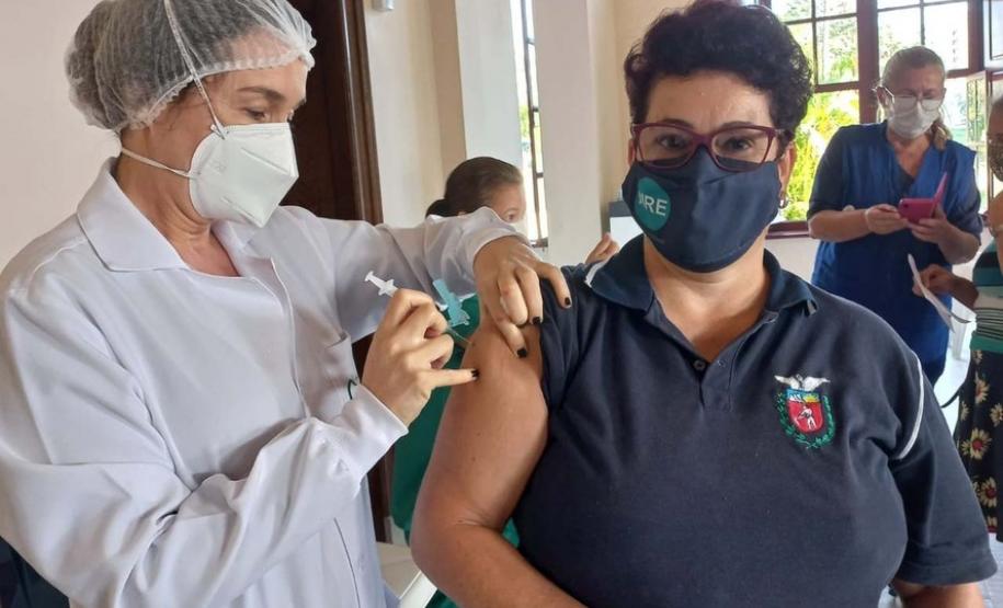 Vacinação foi fundamental para rede estadual retomar as aulas presenciais com segurança