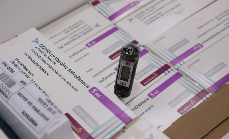 141 mil vacinas contra a Covid-19 chegam ao Paraná