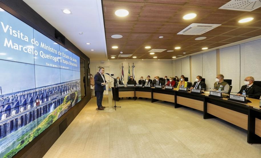 O secretário de Estado da Saúde, Beto Preto acompanha o ministro da Saúde, Marcelo Queiroga, nesta terça-feira (20) na Itaipu Binacional em Foz do Iguaçu.