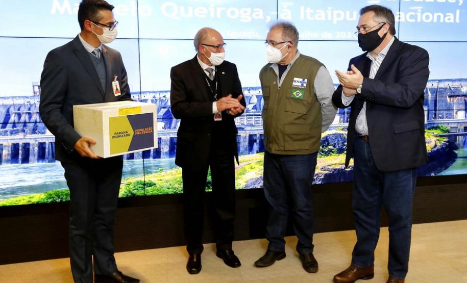 O secretário de Estado da Saúde, Beto Preto acompanha o ministro da Saúde, Marcelo Queiroga, nesta terça-feira (20) na Itaipu Binacional em Foz do Iguaçu.