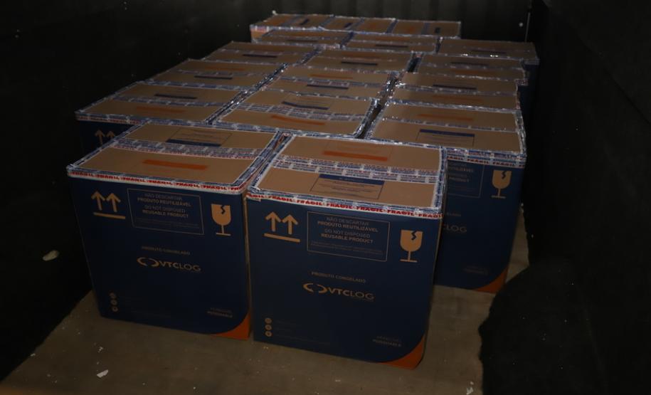 118.170 doses da Pfizer chegam ao Paraná, completando a remessa da semana.