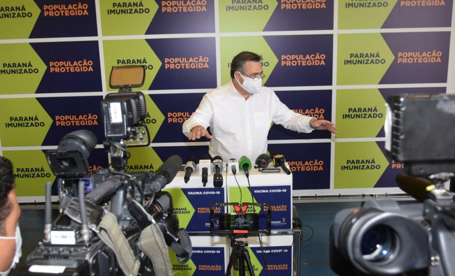 Paraná recebe novas doses e distribui mais 158,6 mil vacinas contra a Covid-19; confira o quantitativo por regional