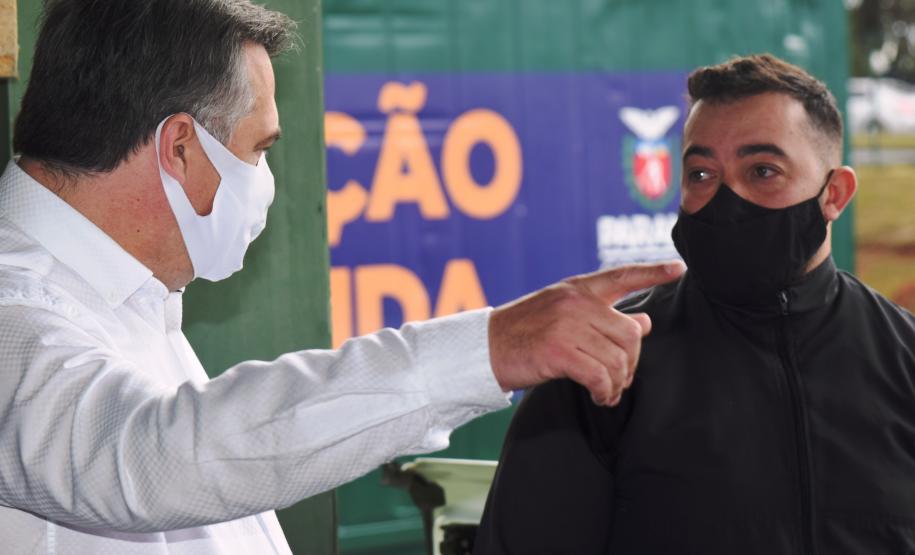 Paraná recebe novas doses e distribui mais 158,6 mil vacinas contra a Covid-19; confira o quantitativo por regional