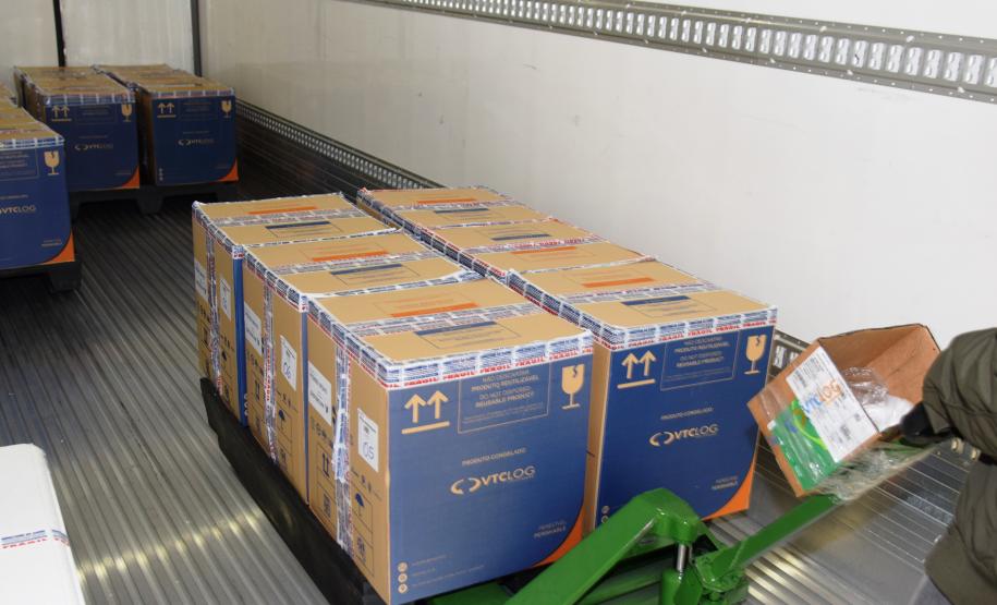 Mais 279,2 mil vacinas contra a Covid-19 chegam ao Paraná