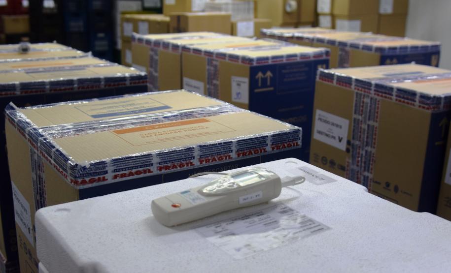 Mais 279,2 mil vacinas contra a Covid-19 chegam ao Paraná