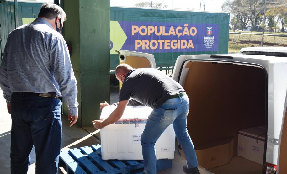 Mais 67,6 mil vacinas contra a Covid-19 chegam ao Paraná