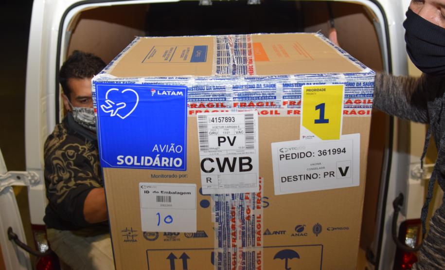 Paraná recebe novas doses e soma 209,1 mil vacinas contra a Covid-19 entregues nesta segunda