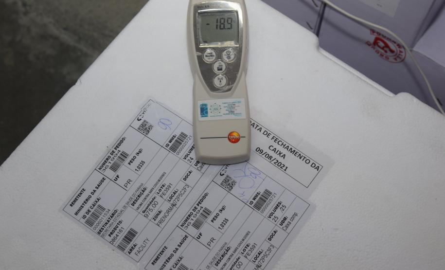 Paraná recebe novas doses e soma 209,1 mil vacinas contra a Covid-19 entregues nesta segunda