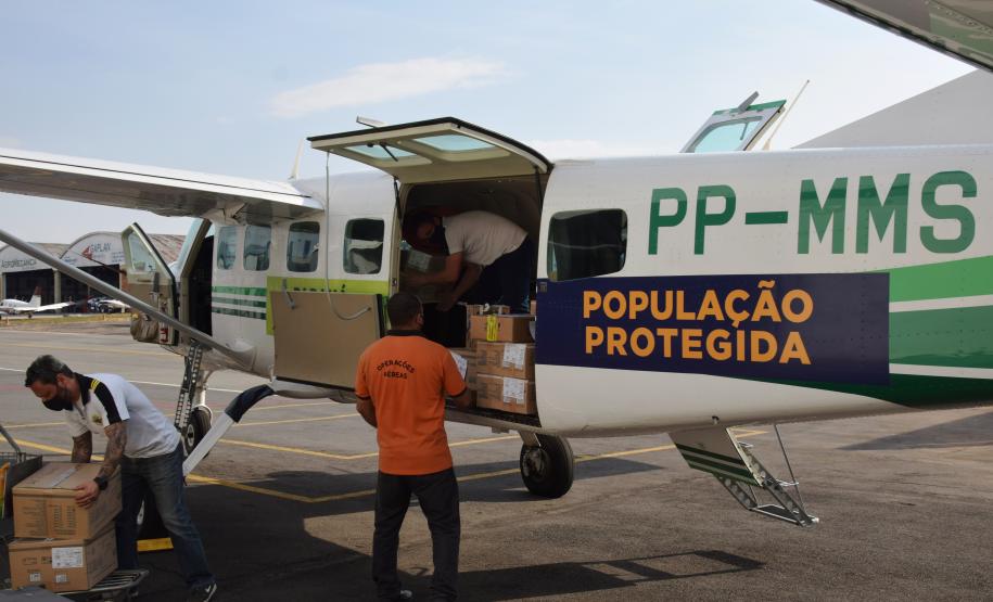 Governo inicia distribuição de mais 212 mil vacinas contra a Covid-19; veja a divisão
