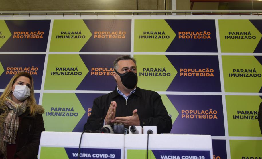 Paraná recebe mais 191,4 mil vacinas contra a Covid-19; distribuição começa no sábado