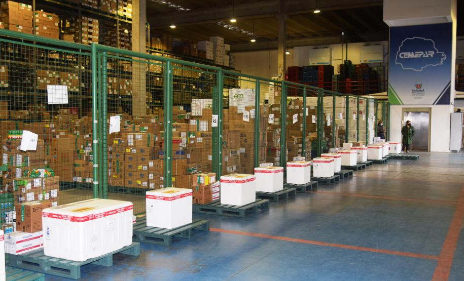 Estado inicia distribuição de 131,9 mil vacinas contra a Covid-19