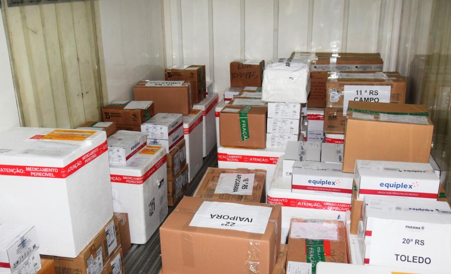 Estado inicia distribuição de 131,9 mil vacinas contra a Covid-19