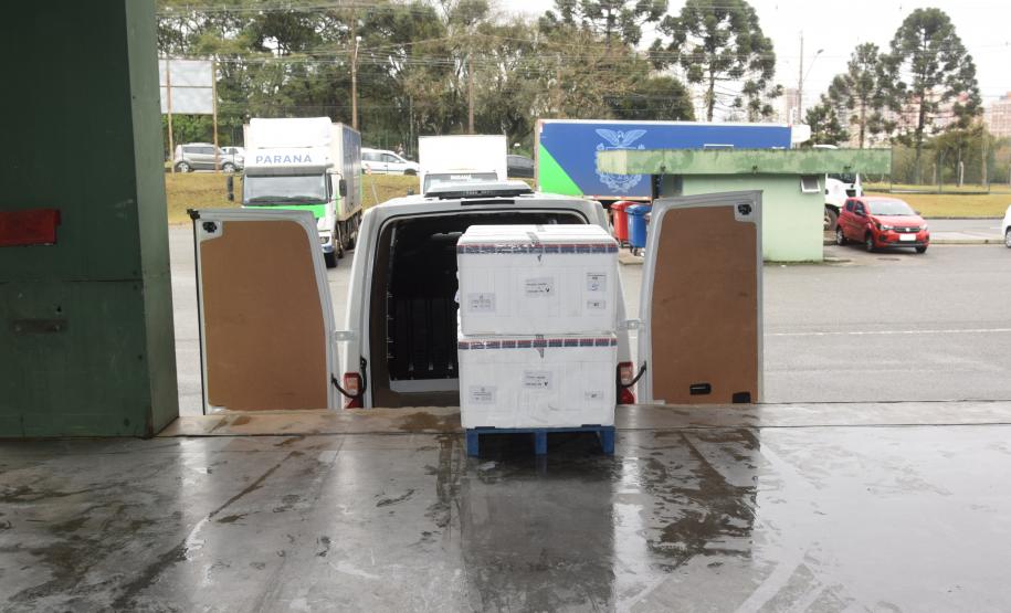 Mais 240,9 mil vacinas contra a Covid-19 chegam ao Paraná