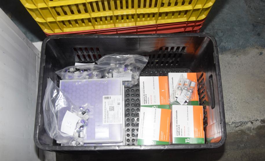 Saúde inicia distribuição de mais 283,7 mil vacinas contra a Covid-19