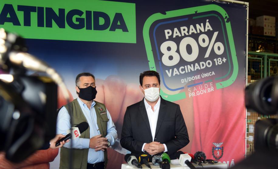 Paraná alcança 80,6% da população adulta vacinada com duas semanas de antecedência