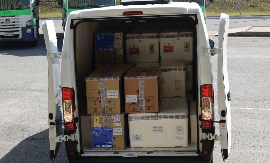 325.660 doses chegam ao Paraná e permitem avançar na imunização do público com mais de 18 anos