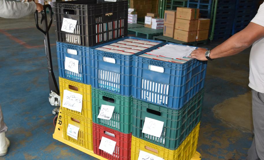 Estado distribui 445.388 vacinas contra a Covid-19 e 49.750 medicamentos para intubação; veja divisão