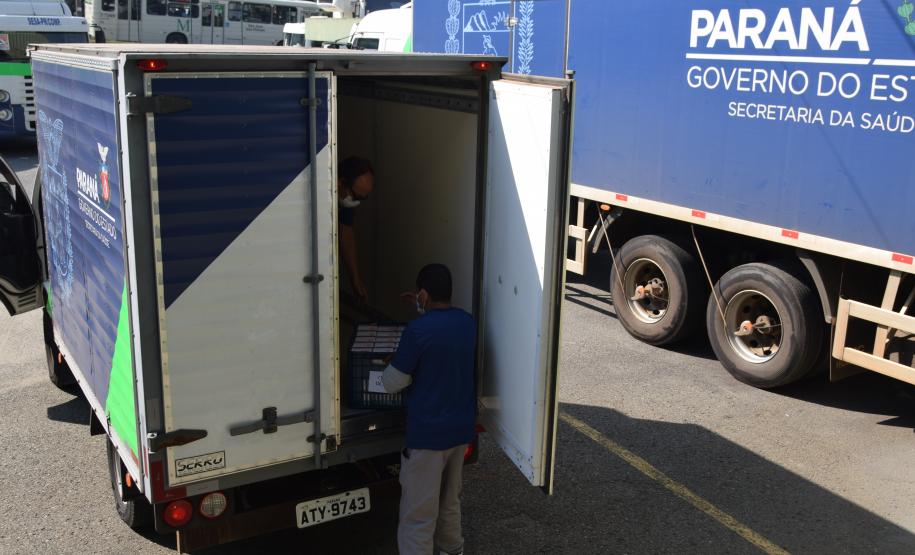 Estado distribui 445.388 vacinas contra a Covid-19 e 49.750 medicamentos para intubação; veja divisão