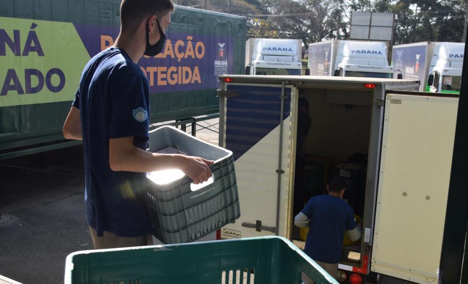 Estado distribui 445.388 vacinas contra a Covid-19 e 49.750 medicamentos para intubação; veja divisão