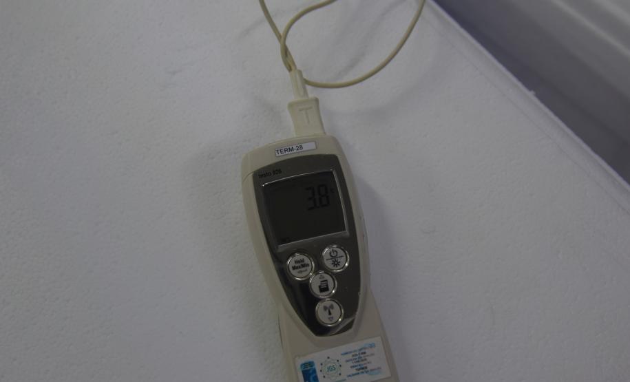 95,4 mil doses de vacinas contra Covid-19 chegam ao Paraná neste domingo